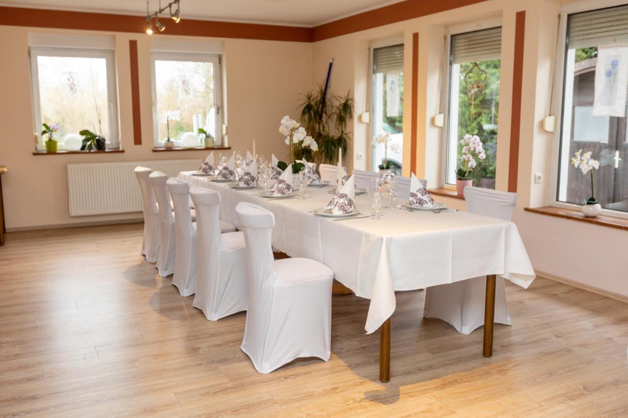Pension Zum Lindeneck Lubz Exterior photo